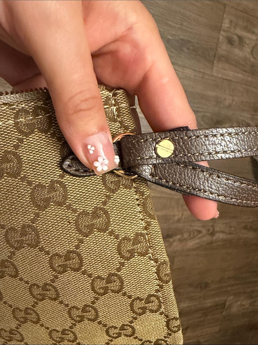 Gucci wristlet - Picture 9 of 12